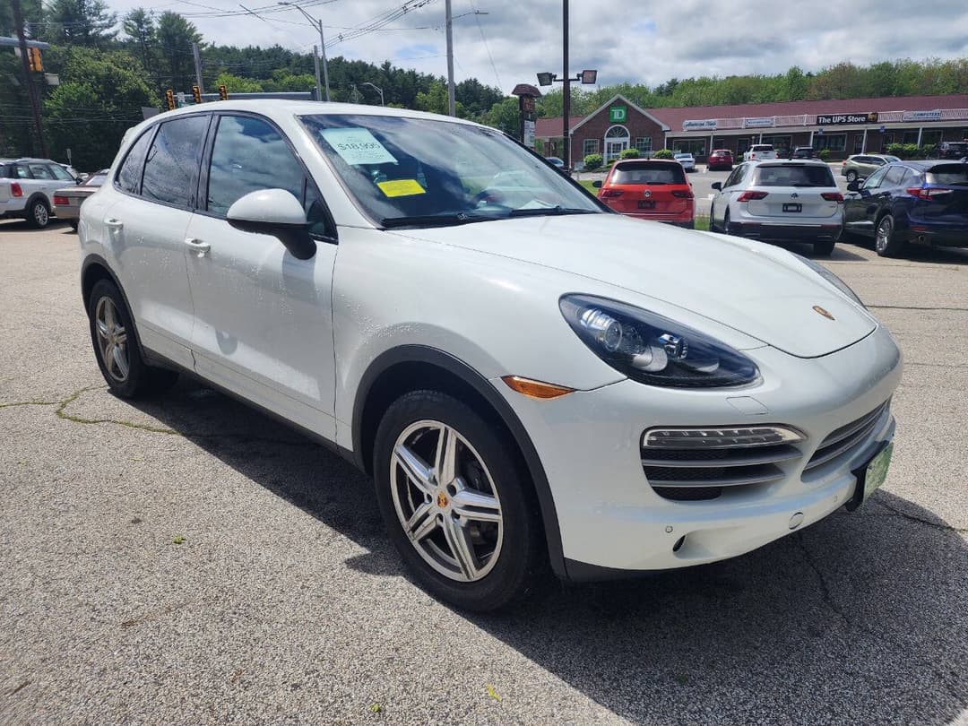 Photo 4 of 2014 Porsche Cayenne Platinum