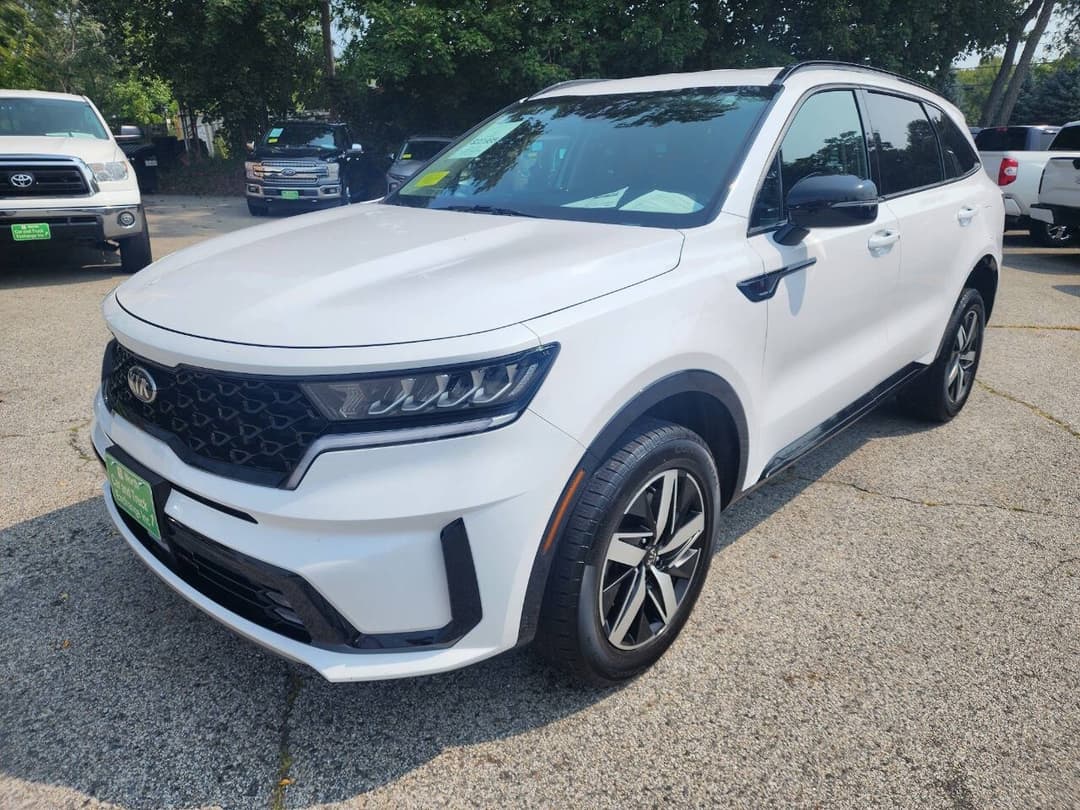 Photo 2 of 2021 Kia Sorento EX